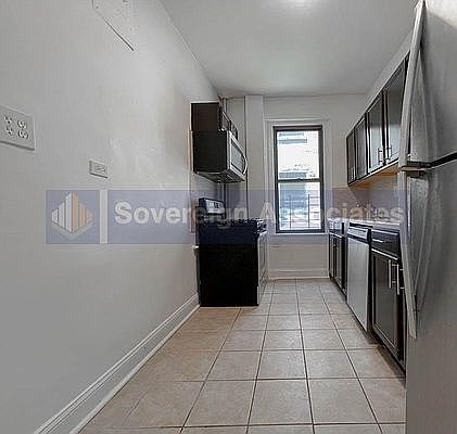 5th image of 106 Fort Washington Ave APT 4F