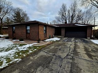 603 Jeanes Dr, Saint Joseph, IL