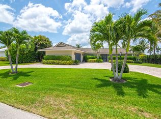 11 Sailfish Rd, Vero Beach, FL 32960