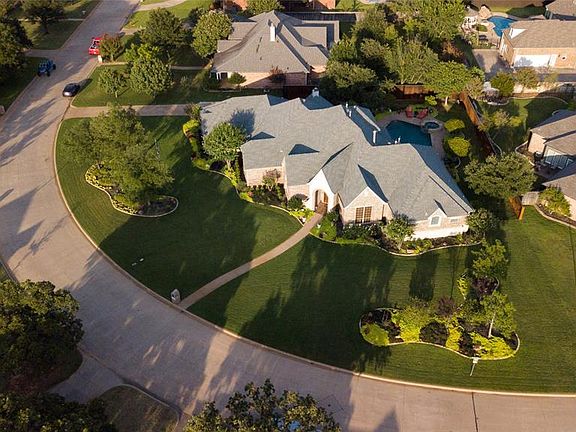 4th image of 900 Shady Creek Dr