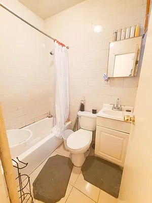 Rented by Abba Realty Associates INC | media 18