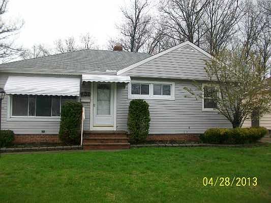 1st image of 29475 Parkwood Dr