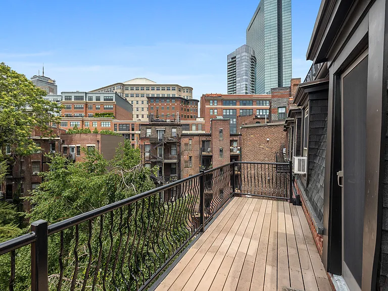 62 Clarendon St #7 — Photo 13