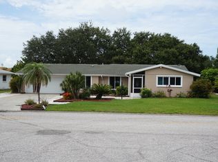 828 S Gondola Dr, Venice, FL 34293