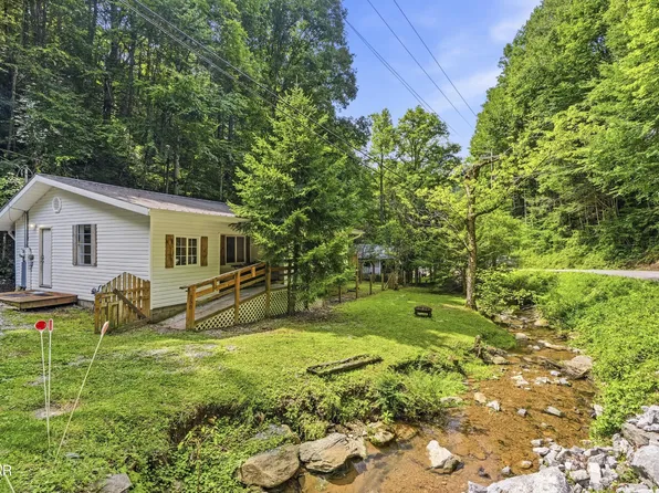 250 Cartertown Rd, Gatlinburg, TN 37738