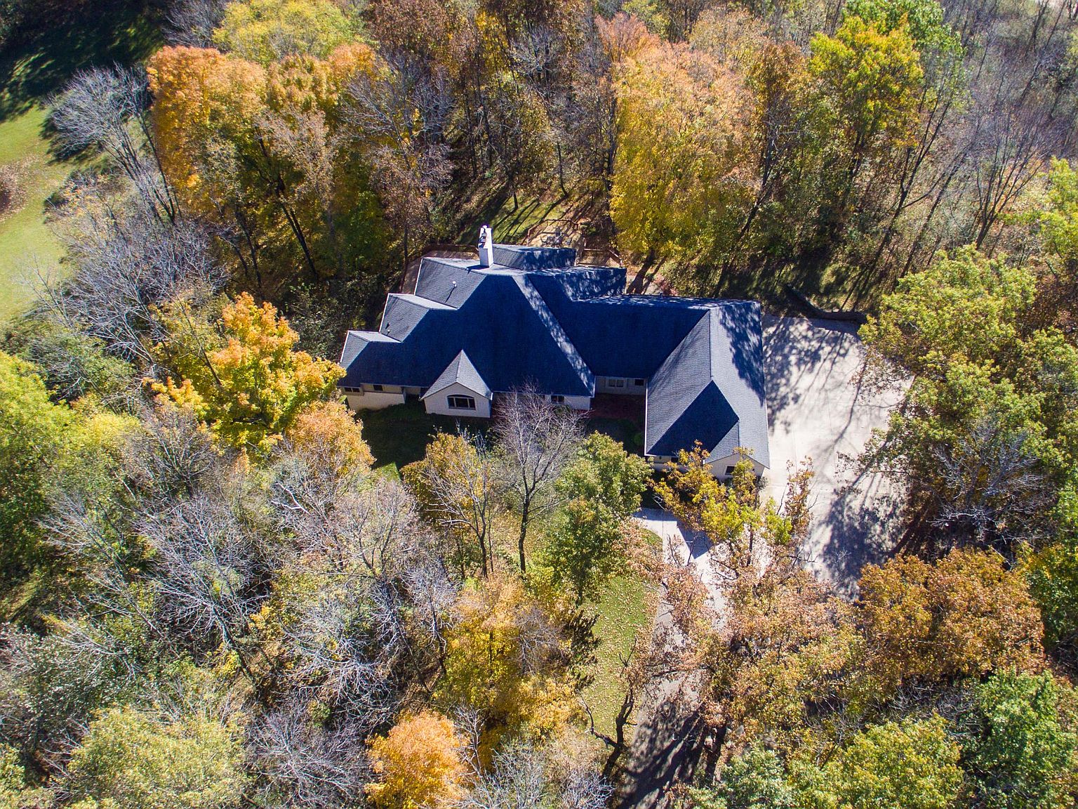 4441 Hartstone Dr, Slinger, WI 53086 Zillow