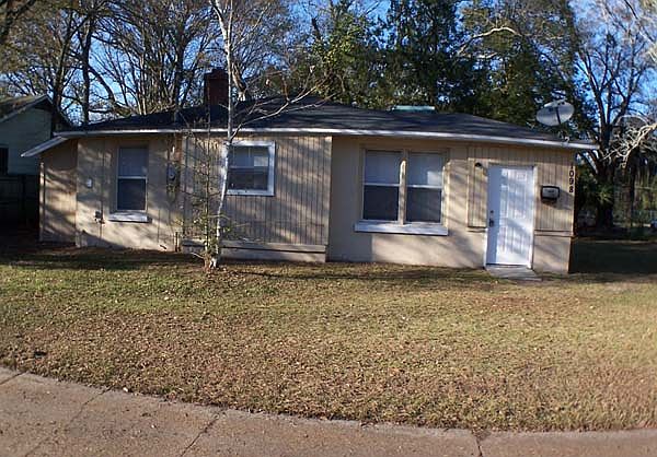 1st image of 1098 Mackinaw St