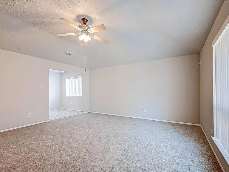 24130 Silversmith Ln — Photo 4