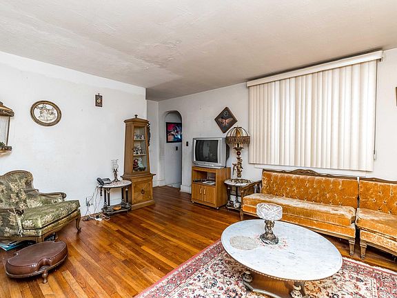 3rd image of 2728 Nostrand Ave