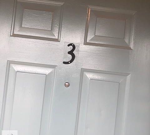 3rd image of 3935 Bourbon St