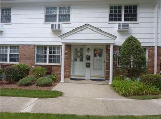140 Parkside Dr #140, Suffern, NY 10901