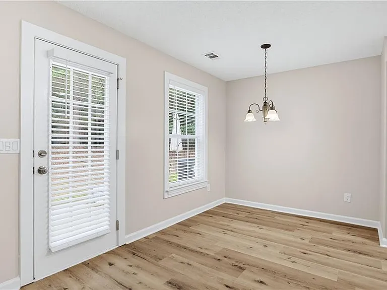 106 Darbys Crossing Ct — Photo 6