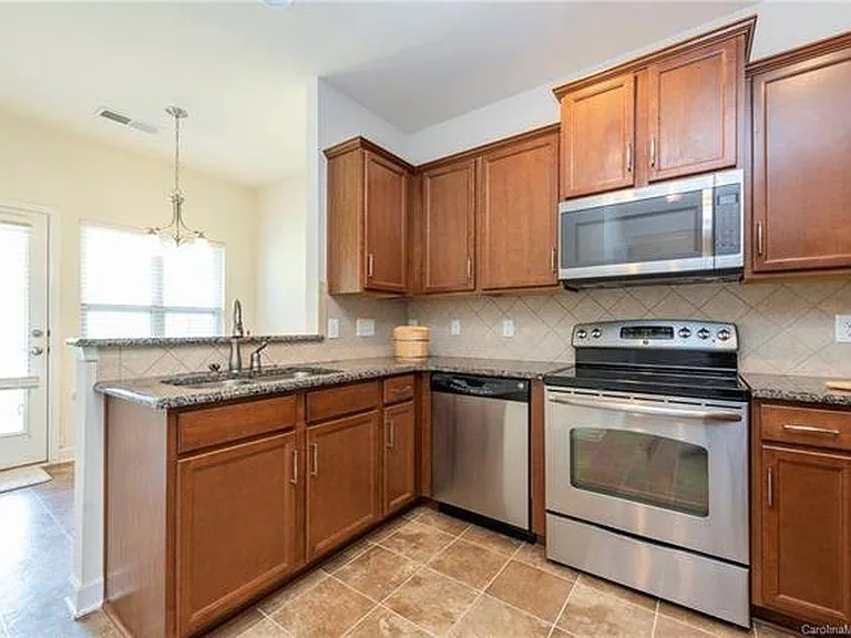4558 Craigmoss Ln — Photo 24