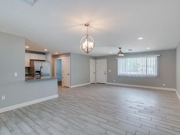 5th image of 8602 N 37th Ave