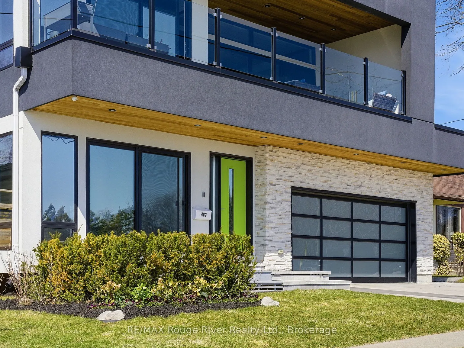 2 bed, $3,450 — Photo 1