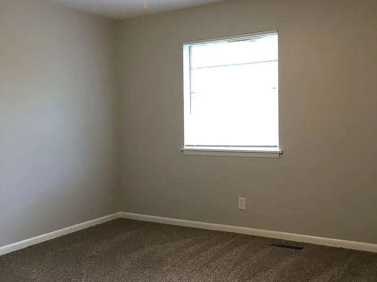 5301 Southboro Ct #B — Photo 13