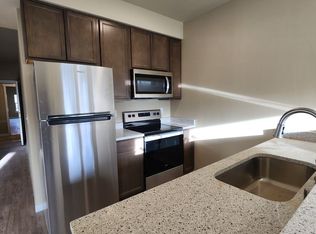 Modern 3-Bedroom Apartments Near WWU, Bellingham, WA 98225