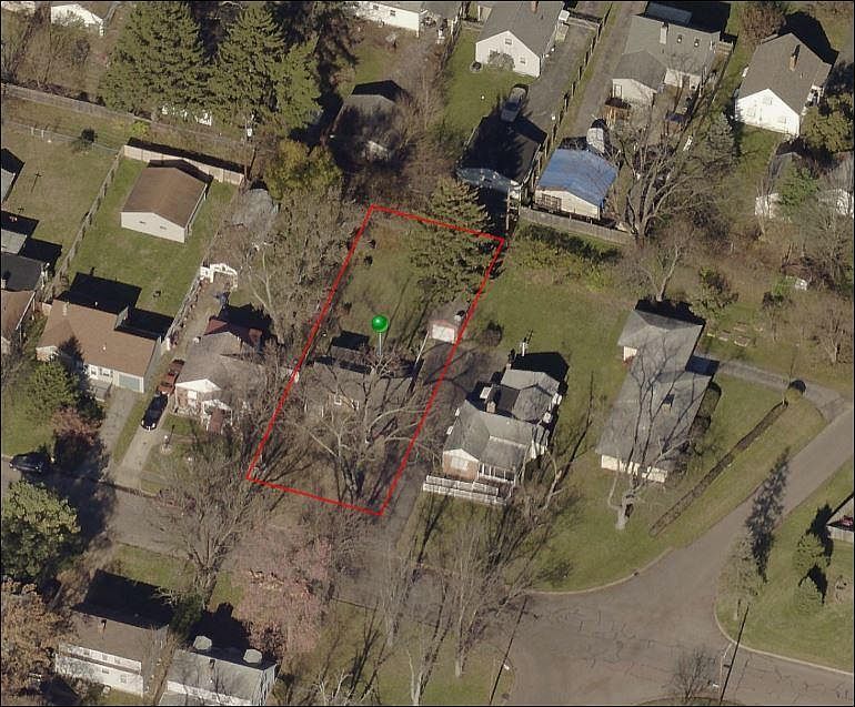 2nd image of 990 E Dunedin Rd