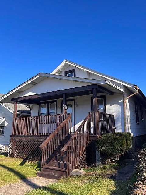 1st image of 1580 Ridge Ave