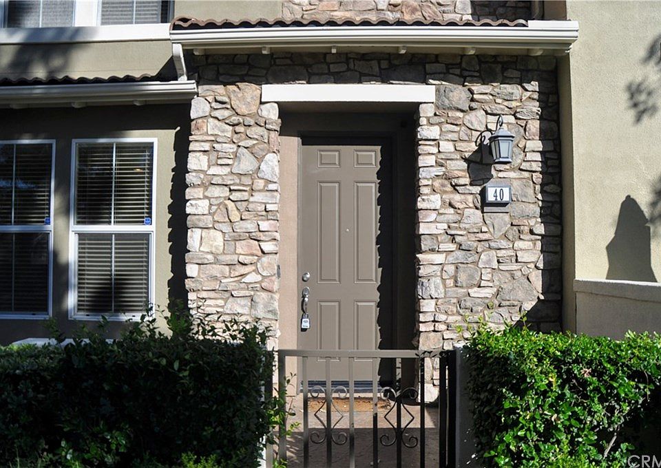 1st image of 15723 Parkhouse Dr Unit 40
