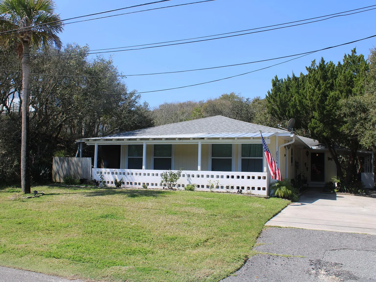 2 bed, 1200 sqft, $2,400 — Photo 3