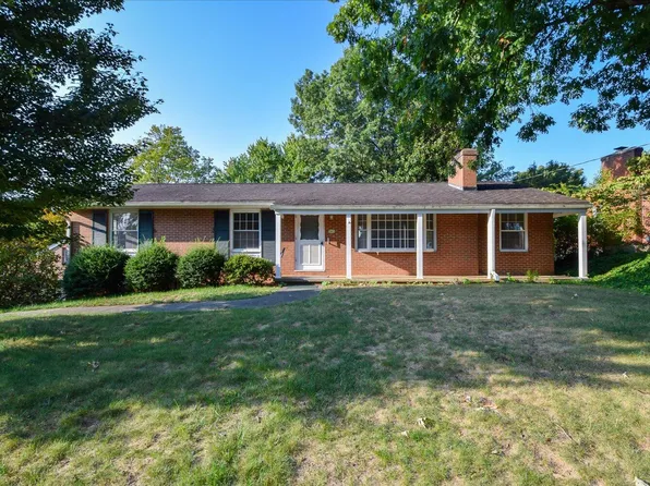 5452 Warwood Dr, Roanoke, VA 24018