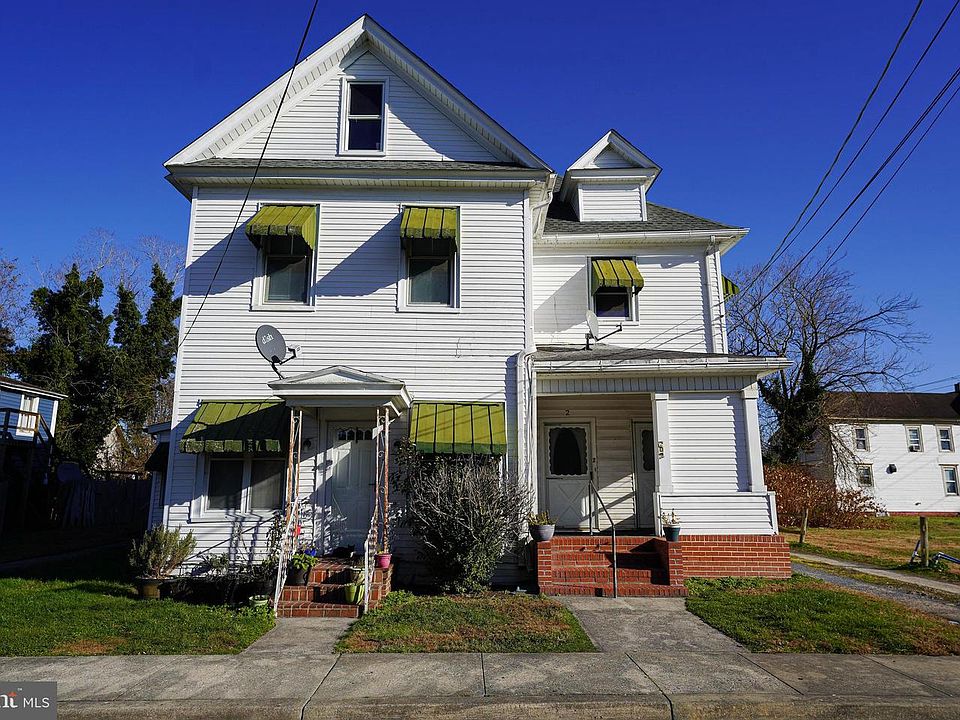 1st image of 202 N 2nd St #4