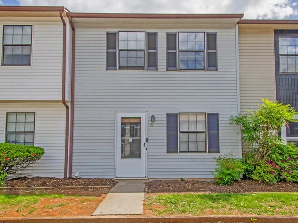 77 Countryplace Ln, Lynchburg, VA 24501