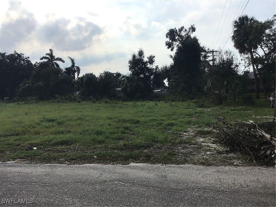 2nd image of 354 Royal Palm Park Rd
