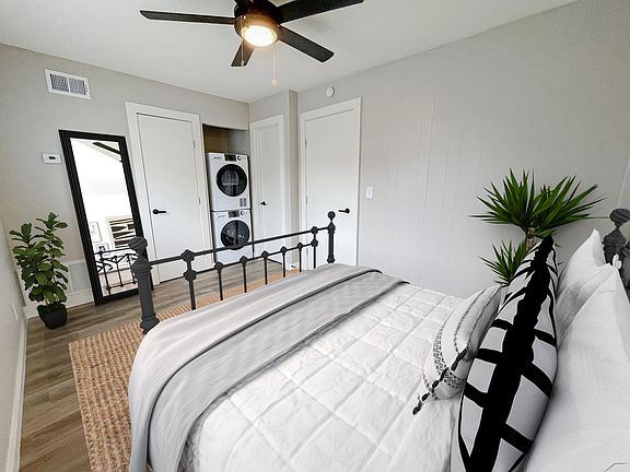 5th image of 5317 William Holland Ave