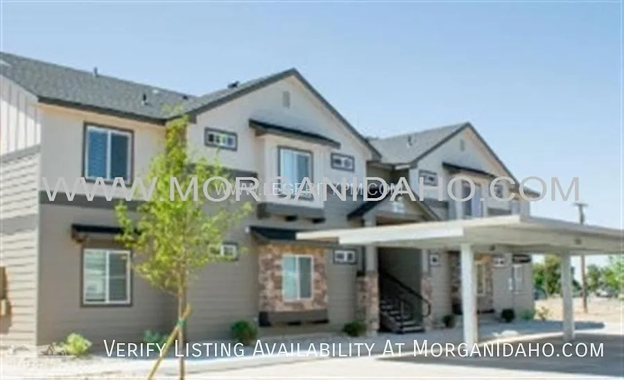 11862 W Fairview Ave #102