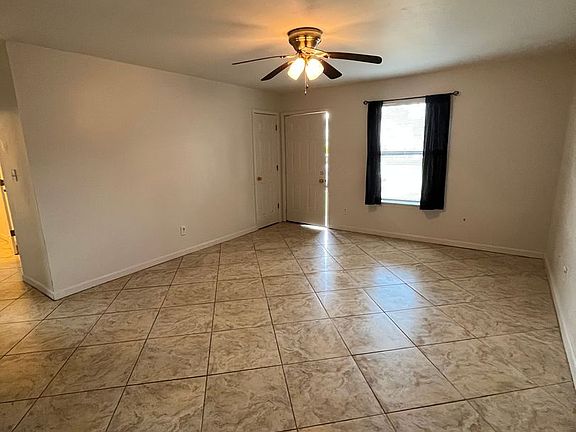 3rd image of 514 Landview Dr #B