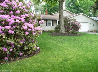 8207 Comet Ct, Mentor, OH 44060