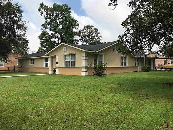 2nd image of 3010 S Willowood Ln