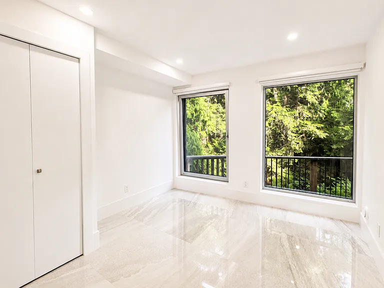 1 Highland Dr — Photo 38