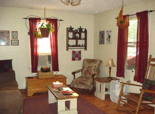 138 E Hight St, Macon, IL 62544