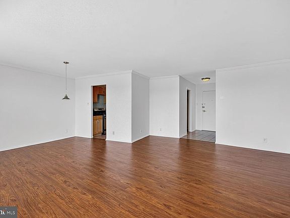4th image of 9039 Sligo Creek Pkwy APT 1614