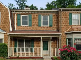 817 Creekside Cres, Chesapeake, VA 23320
