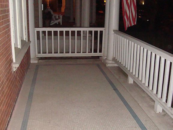 3rd image of 4362 McPherson Ave #B