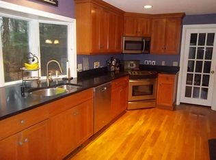 184 Hemlock Dr, East Greenwich, RI 02818