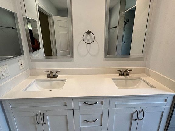 3rd image of 21092 Shady Vista Ln