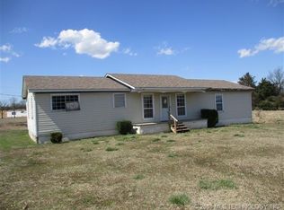 27609 247th Ave, Shady Point, OK 74956