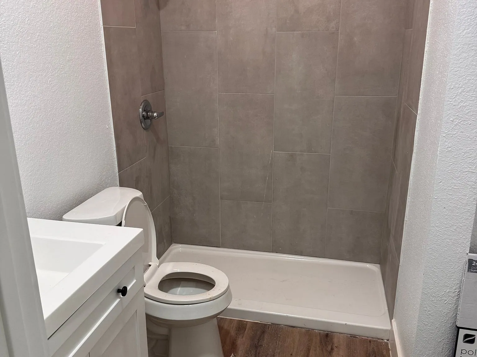 Beautiful 2 bdrm 1 bath house — Photo 3