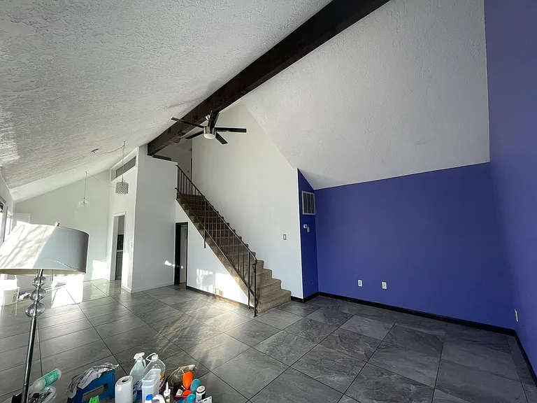 1647 London Cir — Photo 3