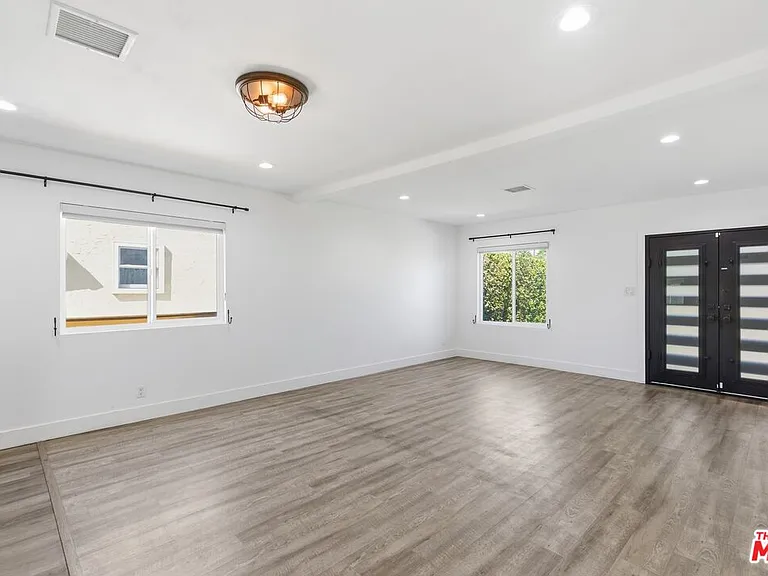 6415 Madden Ave — Photo 3