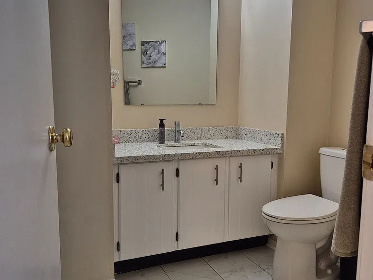 1722 Princelea Pl #B — Photo 7