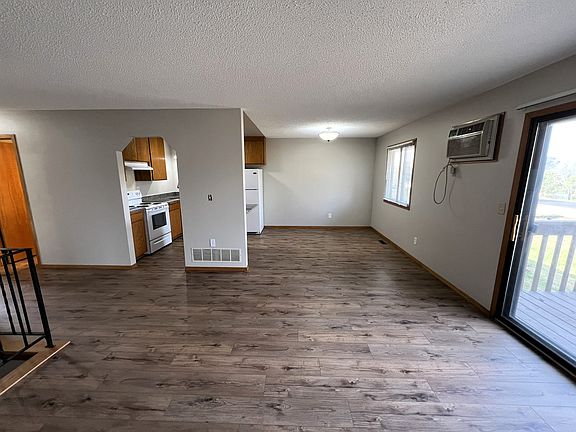 2nd image of 2441 Gall Ave E #2441