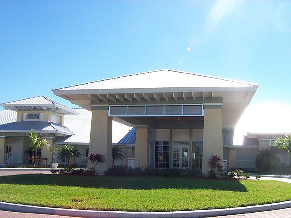 4th image of 18024 Royal Hammock Blvd