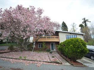 61 Cedarcliff Rd, Staten Island, NY 10301