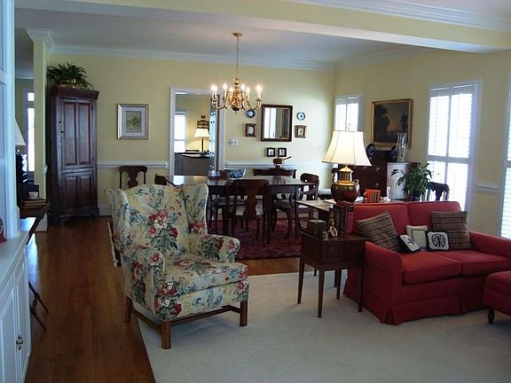 5th image of 1813 Canaan Dr